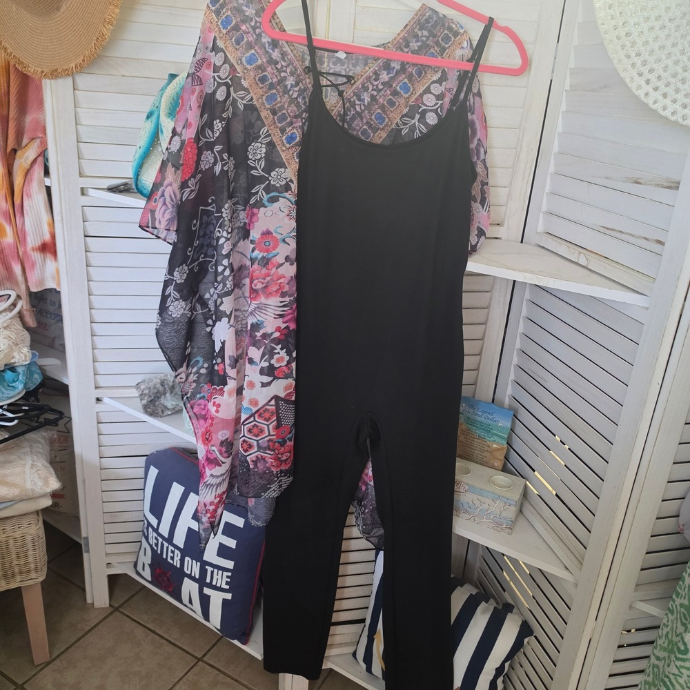 79. XL SET Black Floral Kaftan Kimono Sleeves and Black Catsuit